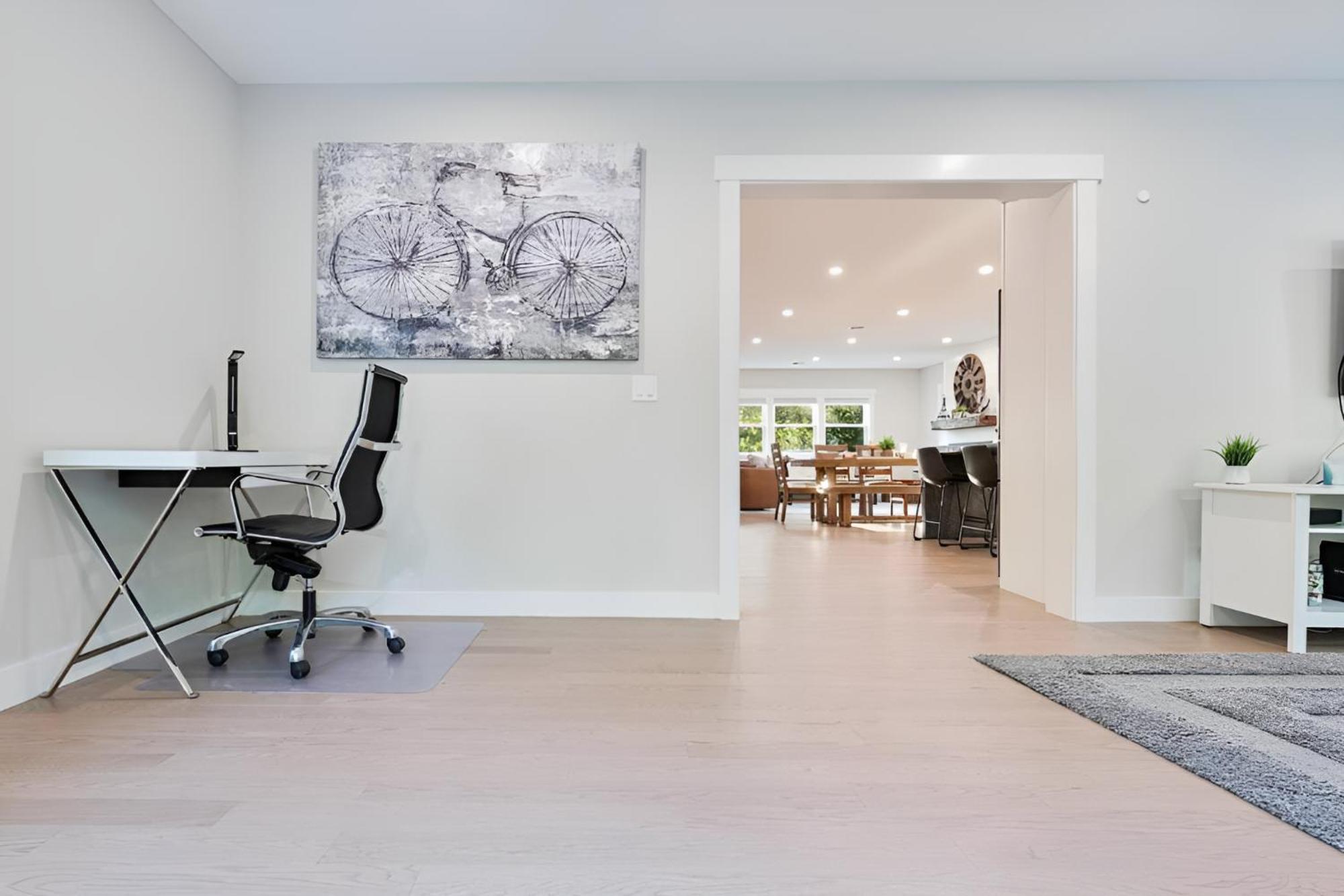 Renovated & Sophisticated Home Near Beach & Shops! Barnstable Eksteriør billede