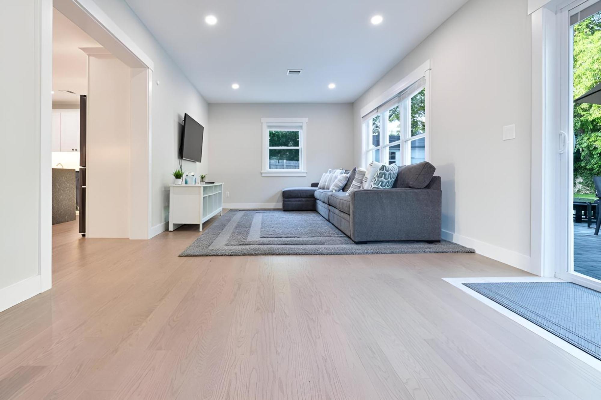 Renovated & Sophisticated Home Near Beach & Shops! Barnstable Eksteriør billede
