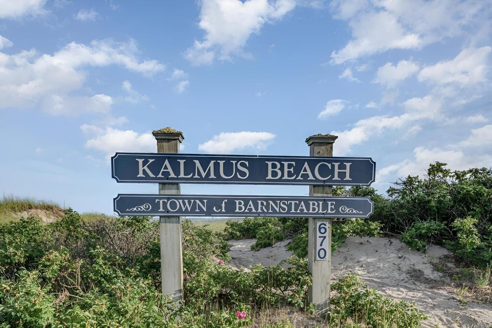 Renovated & Sophisticated Home Near Beach & Shops! Barnstable Eksteriør billede