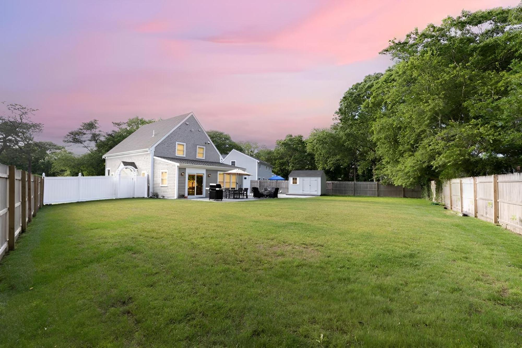 Renovated & Sophisticated Home Near Beach & Shops! Barnstable Eksteriør billede