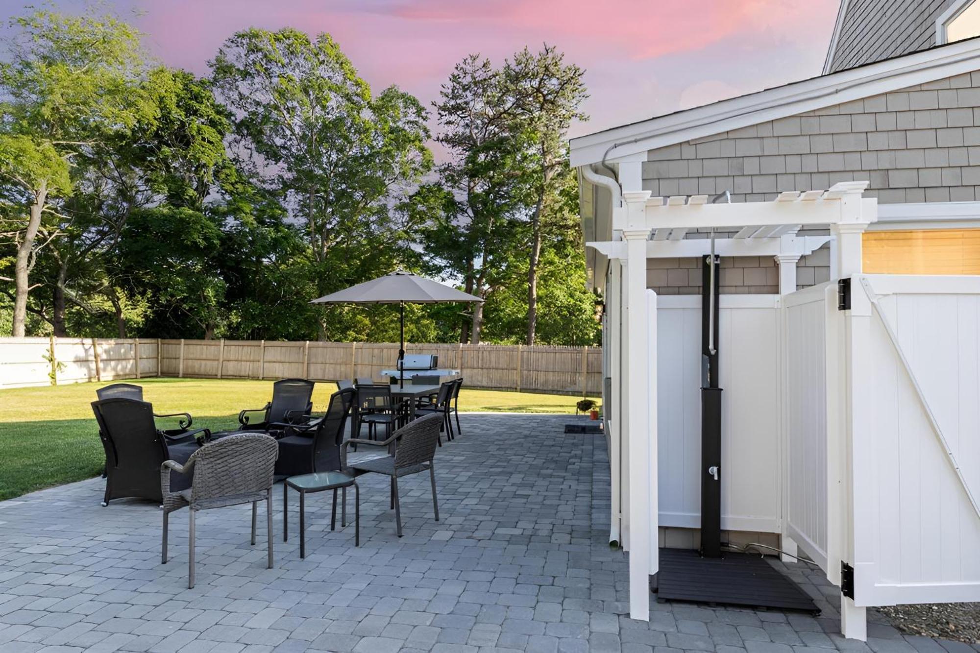 Renovated & Sophisticated Home Near Beach & Shops! Barnstable Eksteriør billede